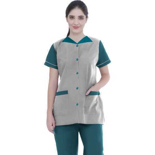 Female-Support-Staff-Emerald