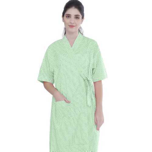 Unisex-Patient-gown---Front-Open--Green-Dots